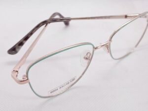 montura mujer dorada con colores