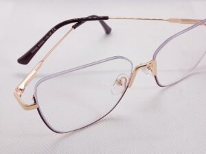 montura mujer metálica dorada ranurada